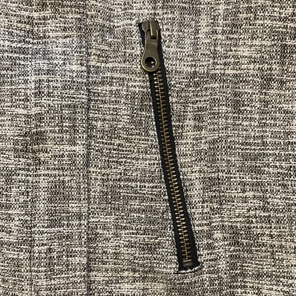 LOFT Gray Tweed Jacket Blazer With Offset Hidden Zipper - Picture 8 of 11